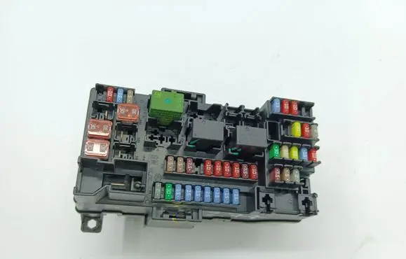 Opel Mokka Fuse module 1210231445