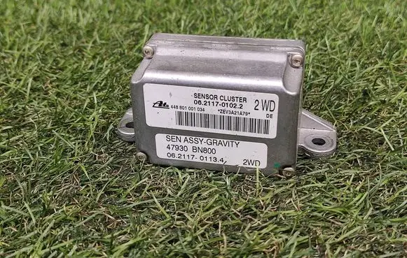 Nissan Almera N16 ESP acceleration yaw rate sensor 47930BN800 06211701022 448801001034