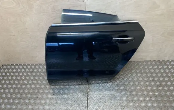 Audi A7 S7 4G Rear door