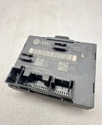 Audi A4 S4 B8 8K Door control unit/module 8K0959795A