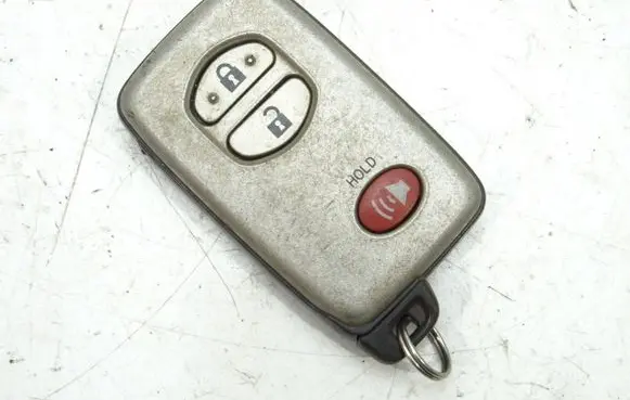 Toyota Highlander XU40 Ignition key/card 1551A14AAB