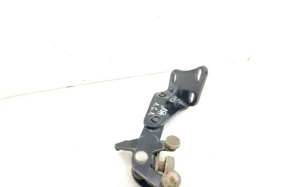 Volkswagen Caddy Sliding door lower roller guide/hinge 2K0843397B S355MC8419