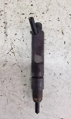 Fuel injector