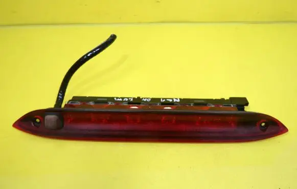 Ford Focus Third/center stoplight XS41-13A613-CK