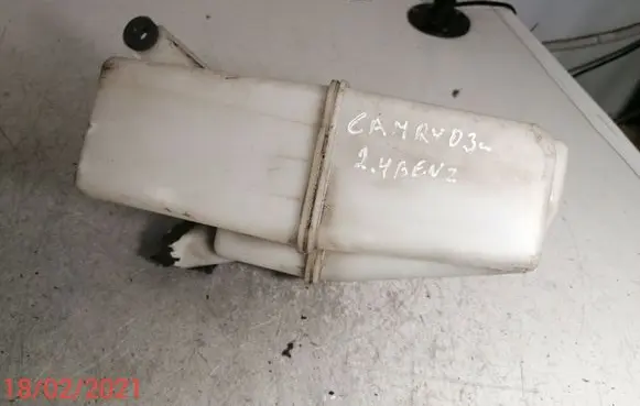 Toyota Camry Coolant expansion tank/reservoir 1780528010