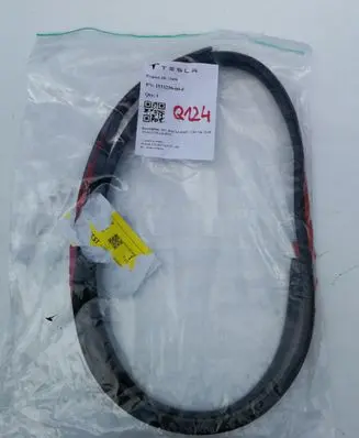 Tesla Model 3 Trunk rubber seal (body) 1533239-00-F