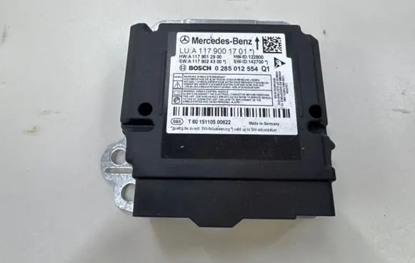 Mercedes-Benz GLA W156 Airbag control unit/module A1179001701 A1179012900 A1179024300