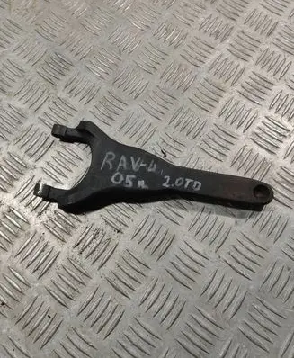 Toyota RAV 4 (XA20) Clutch release arm fork 4020140