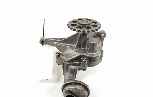 Mercedes-Benz E W210 Oil pump A6061810801