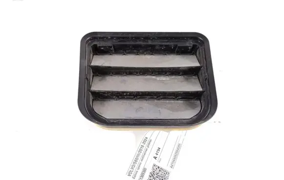 Volvo S60 Fender grill 31369380