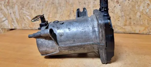 Citroen C6 Fuel filter housing 6650473120