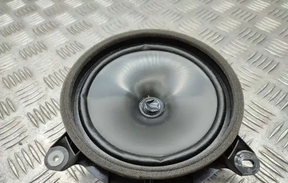 Toyota RAV 4 (XA50) Rear door speaker 861601A210
