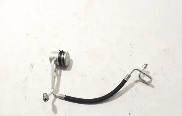 Renault Scenic E-Tech V Air conditioning (A/C) pipe/hose 924905MZ1A
