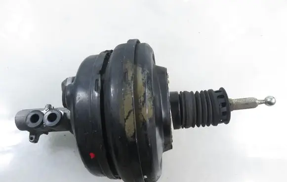 Audi A4 S4 B5 8D Brake booster 4B3612105A