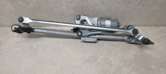 BMW X1 E84 Front wiper linkage and motor 2992465 W14109 2050F