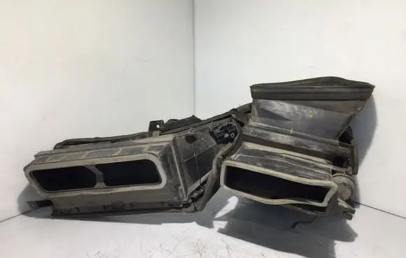 Mercedes-Benz Sprinter W901 W902 W903 W904 Interior heater climate box assembly A9018301462