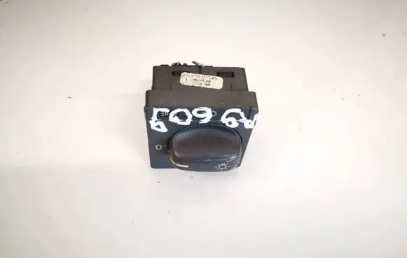 Volvo S70 V70 V70 XC Light switch 8622023