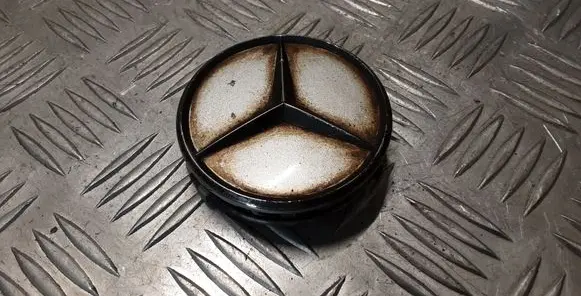 Mercedes-Benz R W251 Original wheel cap 2204000125