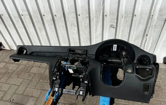 Mercedes-Benz GLC X253 C253 Dashboard A2536800187 0771204