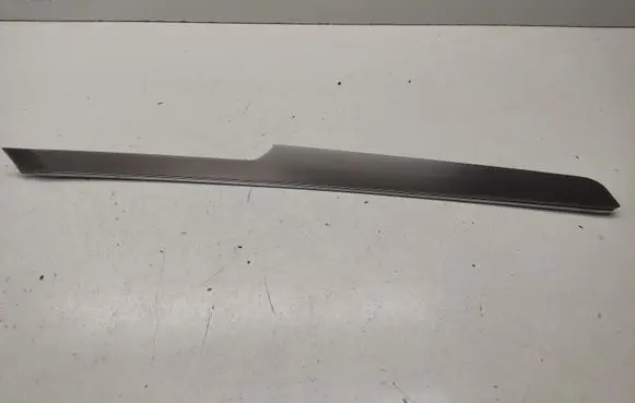 Volkswagen PASSAT B8 Front door trim bar 3G0867440A 3G0868072