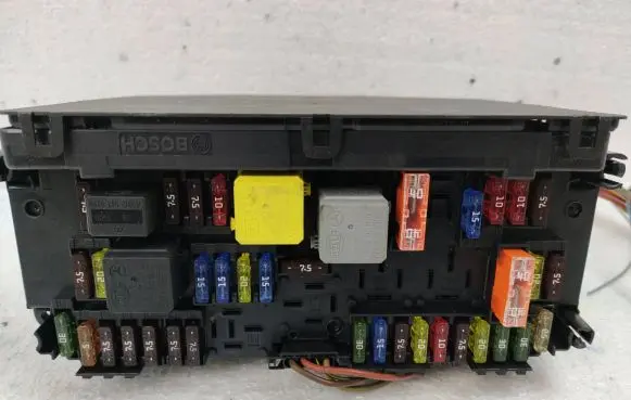 Mercedes-Benz E W212 Fuse module A2129008307