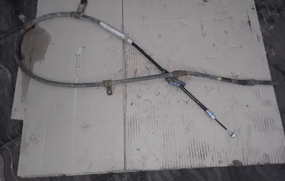 KIA Carens II Handbrake/parking brake wiring cable 100007018