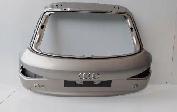 Audi Q3 8U Tailgate/trunk/boot lid 8U0827755