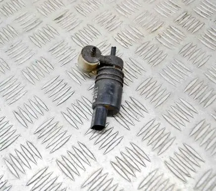Volkswagen PASSAT B8 Windscreen/windshield washer pump 3122789 1K6955651