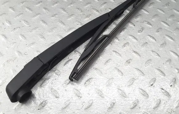 Hyundai i20 (BC3 BI3) Rear wiper blade 98815C8000 988501P000 98810C8000