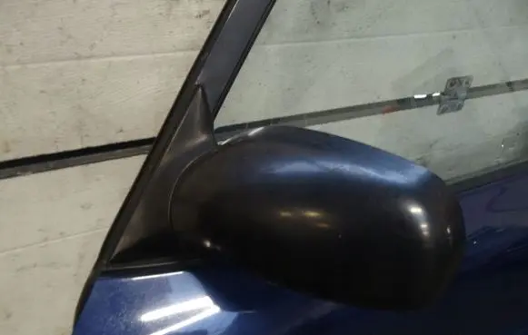 Toyota RAV 4 (XA10) Front door electric wing mirror 