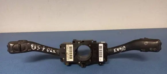 Volkswagen PASSAT B5.5 Indicator stalk 4BO953503H