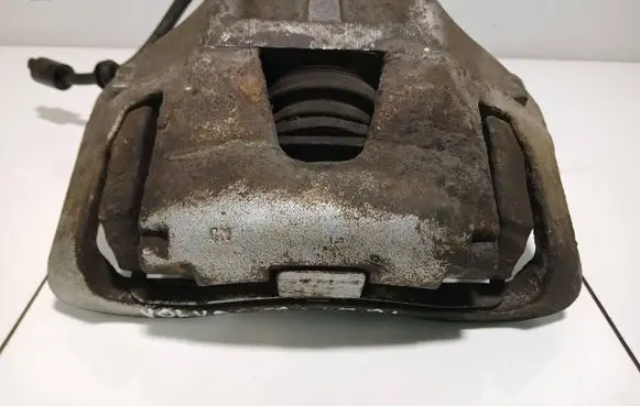 Volvo V50 Front brake caliper