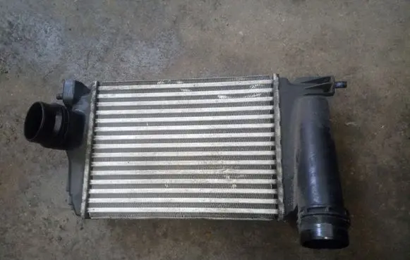 Nissan Qashqai Intercooler radiator