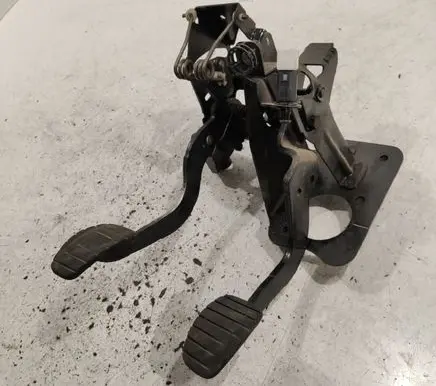 Renault Espace - Grand espace IV Pedal assembly 8200507736