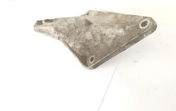 BMW 7 E65 E66 Engine mounting bracket 6758419 22116758419