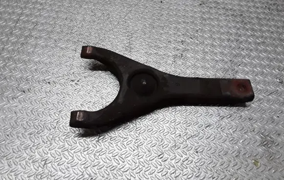 Nissan Primera Clutch release arm fork 