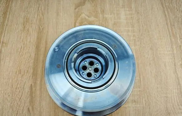 BMW X4 G02 Crankshaft pulley 9888452
