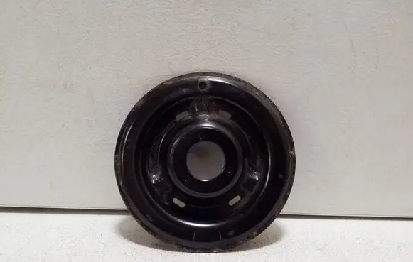 Toyota Yaris Cross Coil spring mount 