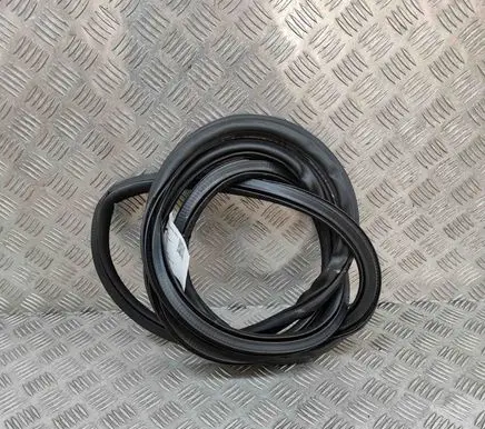 BYD Atto 3 Rubber seal front coupe door SC2E5407111