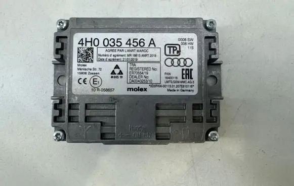 Volkswagen Golf VII Aerial antenna amplifier 4H0035456A