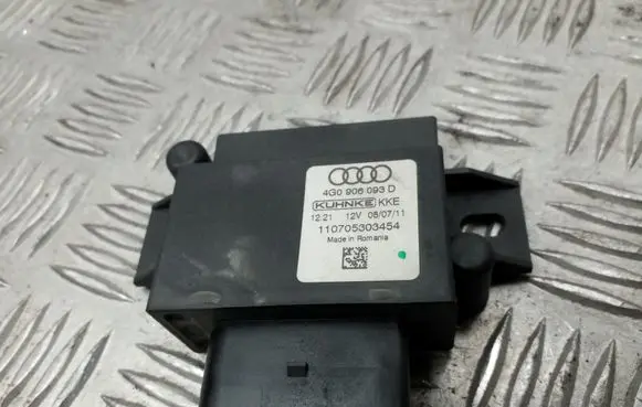 Audi A6 S6 C7 4G Fuel injection pump control unit/module 4G0906093D