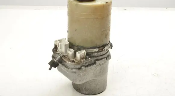 Opel Vectra C Power steering pump 
