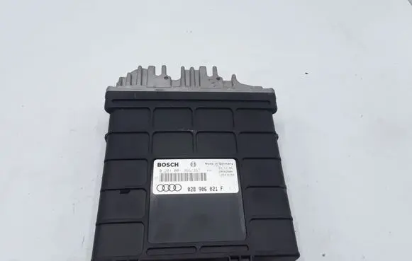 Audi A4 S4 B5 8D Engine control unit/module 0281001366 028906021F 28SA2680