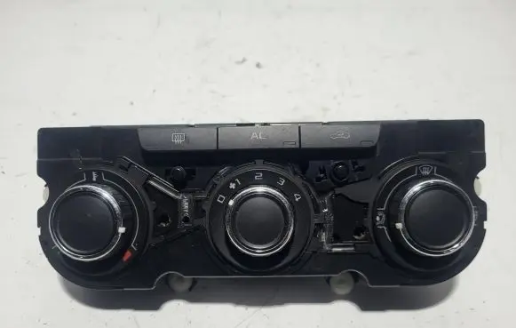 Skoda Octavia Mk2 (1Z) Climate control unit 3T0820047R 5HB00975240