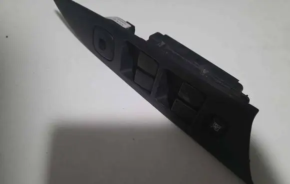 Mazda 3 I Electric window control switch 