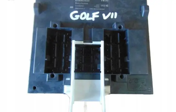 Volkswagen Golf VII Comfort/convenience module 5Q0937084AA