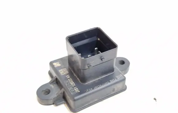 Glow plug pre-heat relay