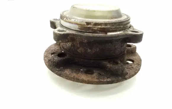 Mercedes-Benz E W213 Front wheel hub