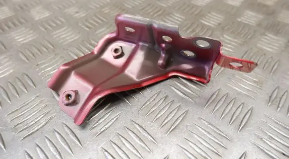 Toyota Prius (XW50) Fender mounting bracket 5383547050