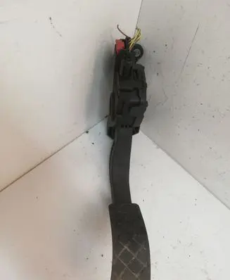 Audi A4 S4 B8 8K Accelerator throttle pedal 8K1723523